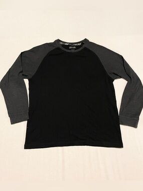 Pierre Cardin Black Body with Gray Raglan Sleeves Long-Sleeve Tee